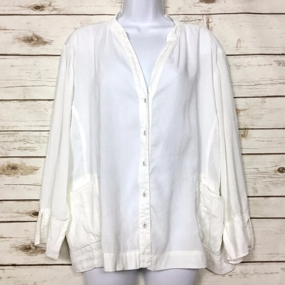 Eileen Fisher Boxy White V-Neck Linen Blend Top - Picture 3 of 8